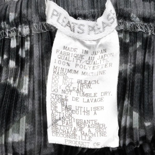 プリーツプリーズPLEATS PLEASE グラフィックチェックプリントラップ