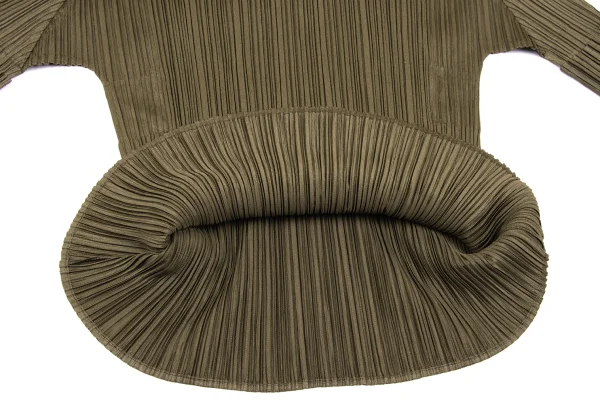 PLEATS PLEASE Button Turtle Neck Top K-167224_010