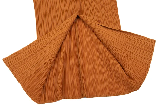 PLEATS PLEASE Pleated Open Collar Long Shirt K-167323_010