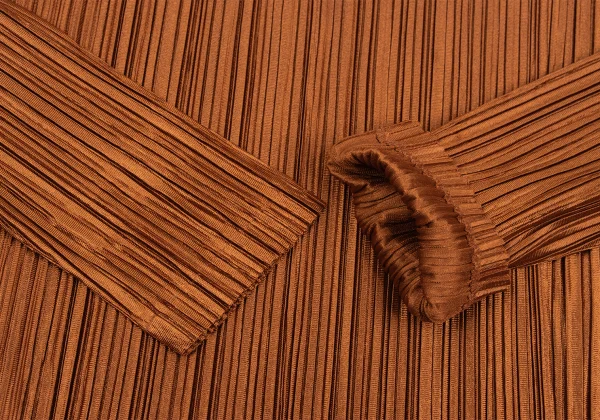 PLEATS PLEASE Shiny Pleated Buttonless Cardigan K-167328_006