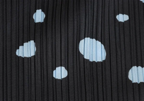 PLEATS PLEASE Dot Printed Buttonless Long Cardigan K-167332_011