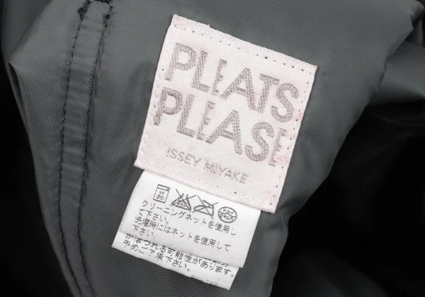 PLEATS PLEASE Ultrasonic Cutting Design Coat K-167339_020