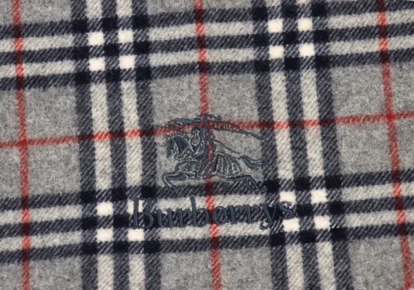 Burberrys' Nova Check Fringe Stole K-167472_003