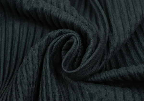 ISSEY MIYAKE me Bottle Neck Pleats T Shirt K-167477_010