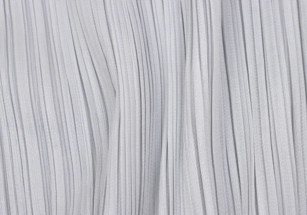 PLEATS PLEASE Buttonless Cardigan K-167482_012