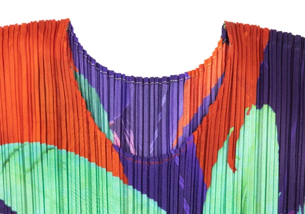 PLEATS PLEASE CARNIVAL Botanical Printed Sleeveless Top K-167484_004