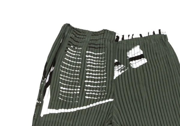 ISSEY MIYAKE Graphic Printed Pants K-167489_010