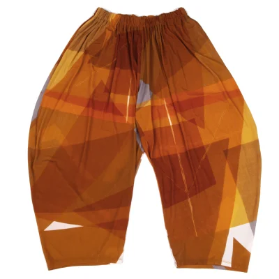 ISSEY MIYAKE Geometric Print Stretch Tapered Pants