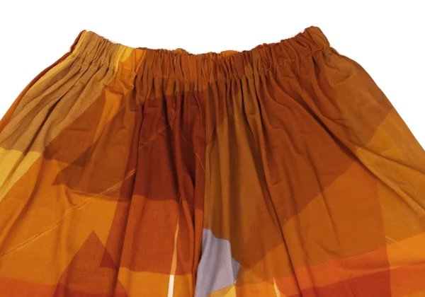 ISSEY MIYAKE Geometric Print Stretch Tapered Pants K-167835_002