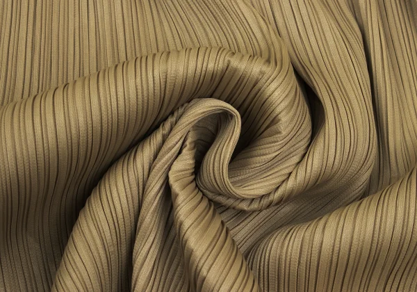 ISSEY MIYAKE Flare Pleats Skirt K-167885_010