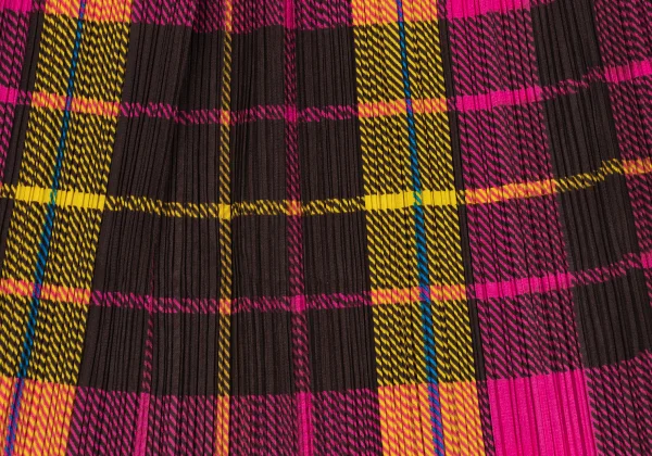 PLEATS PLEASE Check Printed Tuck Pleats Skirt K-167895_009