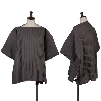 ISSEY MIYAKE me Blended Side Pleated Boat Neck T-shirt