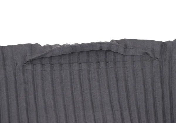 ISSEY MIYAKE me Blended Side Pleated Boat Neck T-shirt K-167899_004