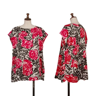 Y's for living Rose Printed Sleeveless Blouse