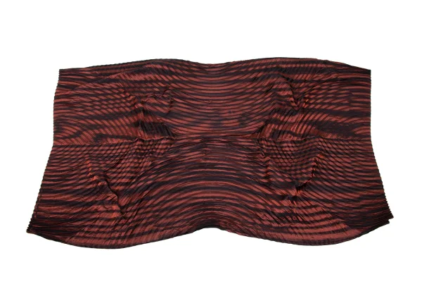 ISSEY MIYAKE Graphic Printed Pleats Poncho K-168181_007