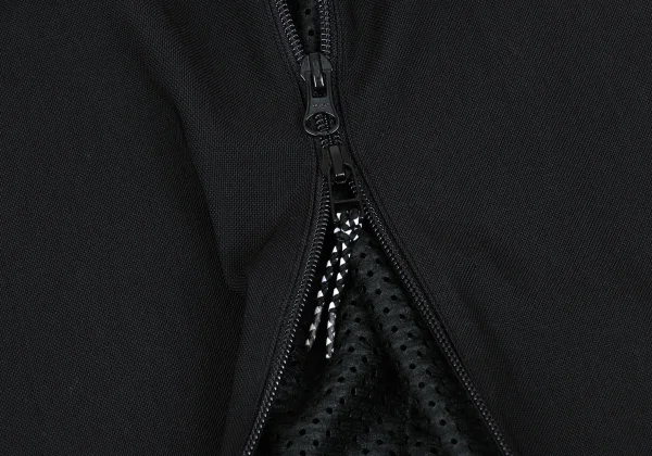 ISSEY MIYAKE Inner Mesh Zip Nylon Skirt K-168494_007