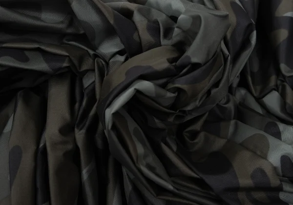 COMME des GARCONS Camouflage Gather Design Nylon Skirt K-168544_011