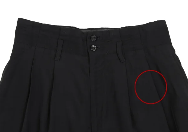 COMME des GARCONS Rayon Two Tuck Shorts K-168874_002