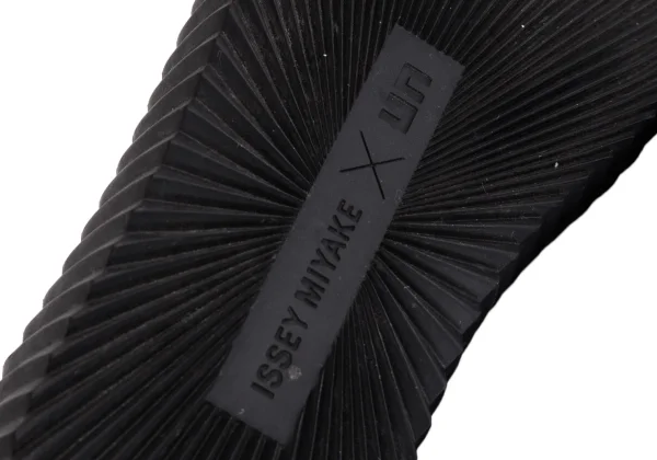 ISSEY MIYAKE x UN Platform Leather Shoes K-168965_012