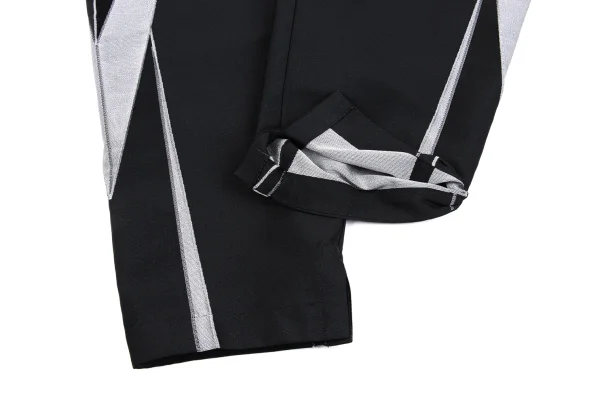 ISSEY MIYAKE Striped Woven Cropped Pants K-168972_009