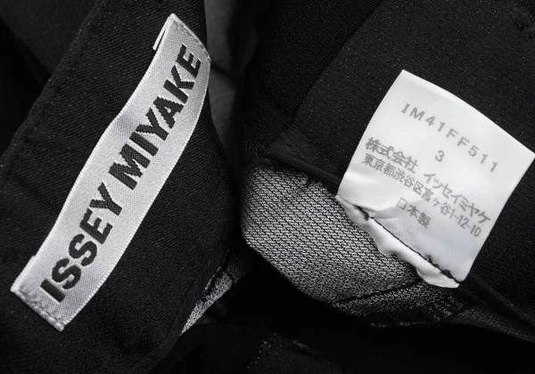 ISSEY MIYAKE Striped Woven Cropped Pants K-168972_013