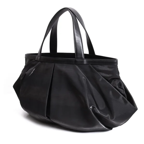 ISSEY MIYAKE Shiny Tuck Hand Bag Black  K-168979_001
