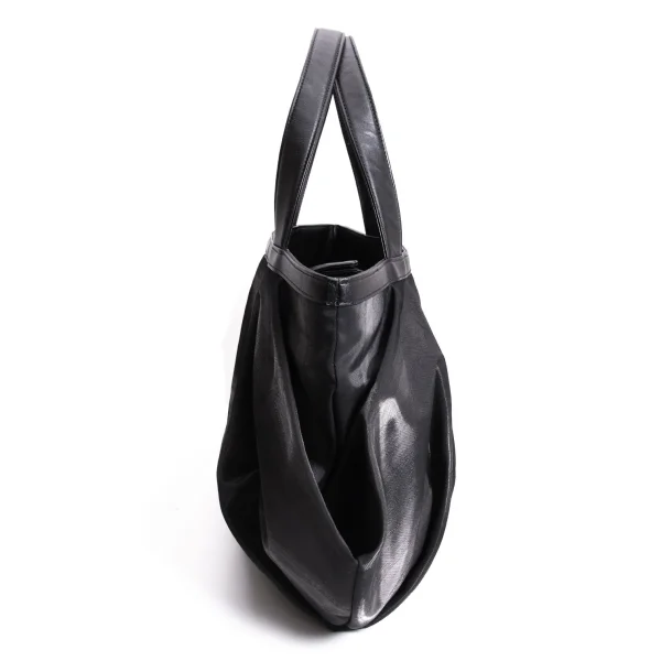 ISSEY MIYAKE Shiny Tuck Hand Bag K-168979_005
