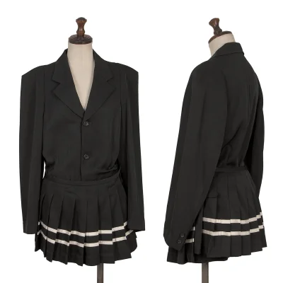 COMME des GARCONS Tailored Jacket With Pleats Skirt 