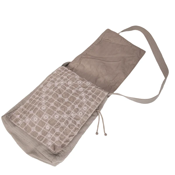 ISSEY MIYAKE HaaT TaMaSHa Stitch Flap Shoulder Bag K-169129_010