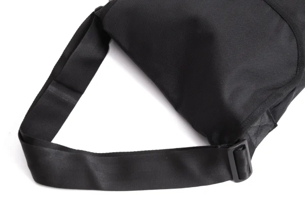 Y's x NEW ERA Logo Embroidery Shoulder Bag K-169199_010