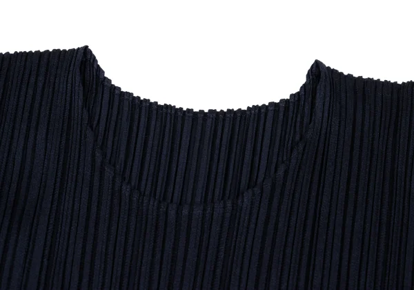 PLEATS PLEASE Pleated Long T-shirt K-169331_004
