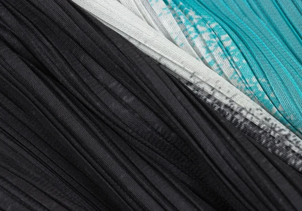 PLEATS PLEASE Graphic Print Top K-169333_013