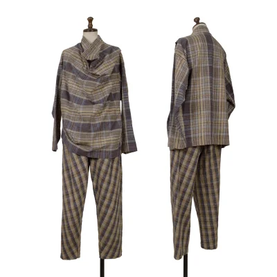 ISSEY MIYAKE PERMANENTE Check Top & Pants
