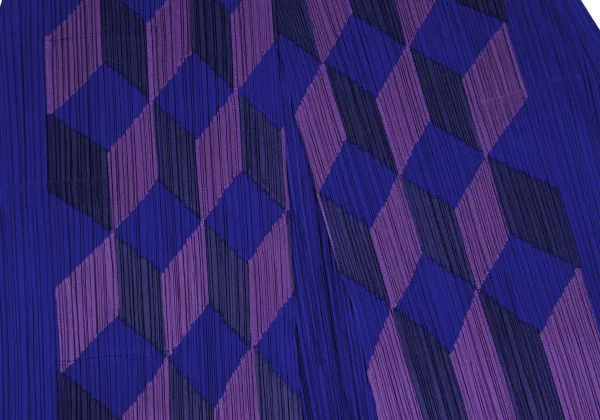 PLEATS PLEASE Geometric Patch Buttonless Coat K-169374_008