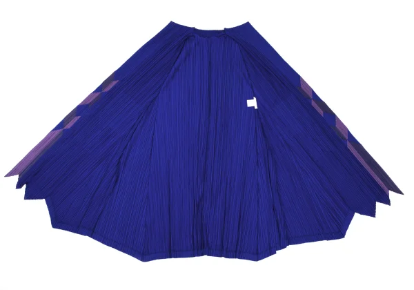 PLEATS PLEASE Geometric Patch Buttonless Coat K-169374_010