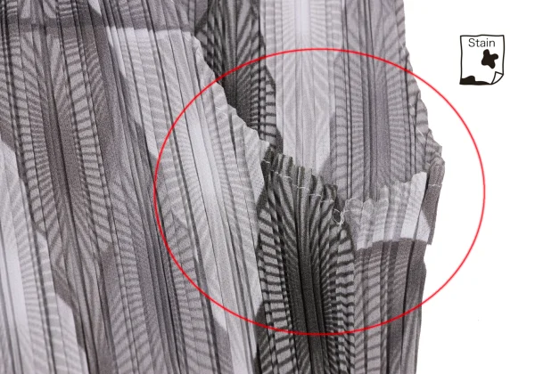 ISSEY MIYAKE Graphic Print Pleated Sleeveless Top K-169415_004