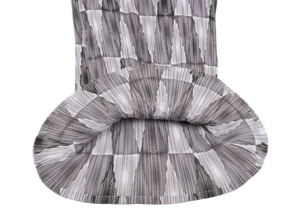 ISSEY MIYAKE Graphic Print Pleated Sleeveless Top K-169415_009