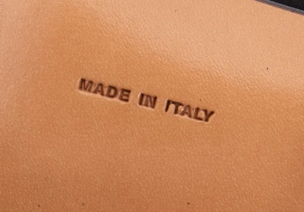 Salvatore Ferragamo Switching Leather Heel Pumps K-169451_011