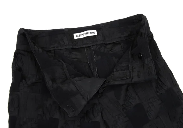 ISSEY MIYAKE Stretch Geometric Jacquard Pants K-169461_006