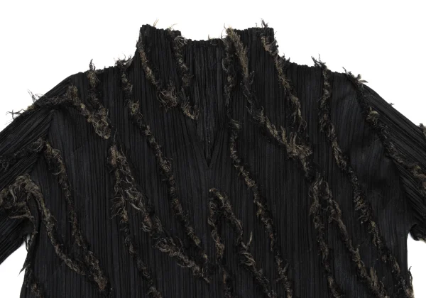 PLEATS PLEASE Fringe Line V Neck Top K-169530_003