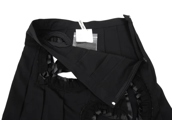 COMME des GARCONS Heart Frill Cutting Wool Gabardine Skirt K-169557_007