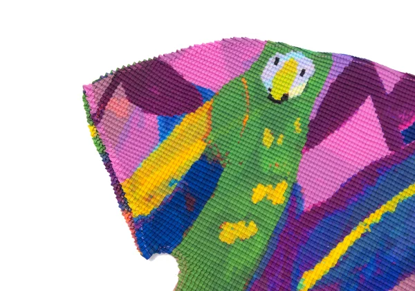 ISSEY MIYAKE me PARAKEET Graphic Print Stretch Pleats T-shirt K-169588_007