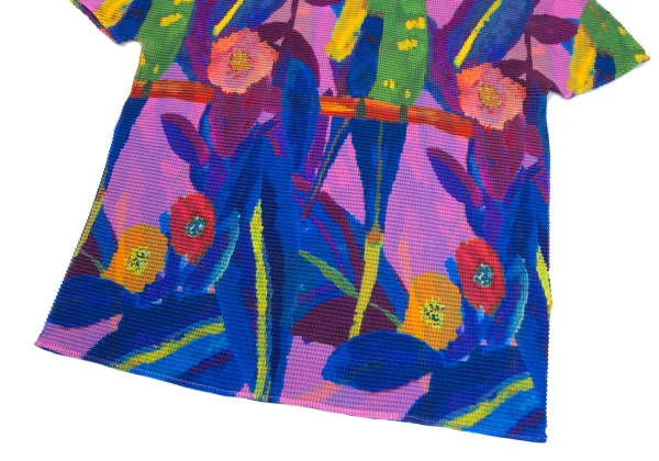 ISSEY MIYAKE me PARAKEET Graphic Print Stretch Pleats T-shirt K-169588_008