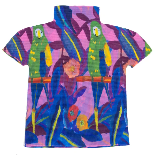 ISSEY MIYAKE me PARAKEET Graphic Print Stretch Pleats T-shirt K-169588_010