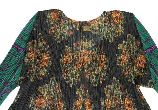 PLEATS PLEASE Graphic Print Wave Buttonless Cardigan K-169611_003