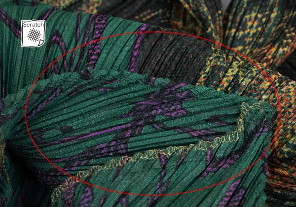 PLEATS PLEASE Graphic Print Wave Pants K-169612_008