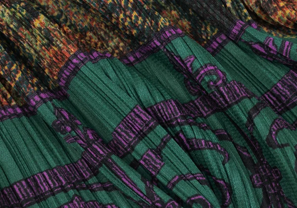 PLEATS PLEASE Graphic Print Wave Cardigan & Pants K-169613_018