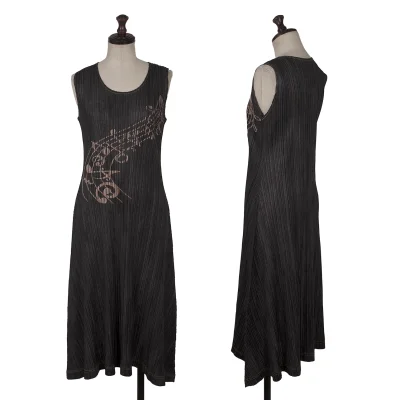 PLEATS PLEASE Musical Note Print Sleeveless Dress