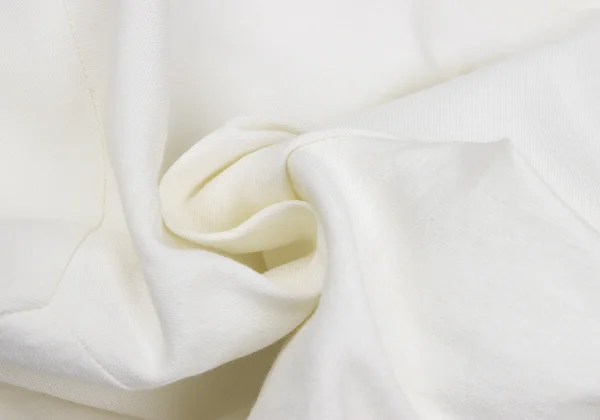 ISSEY MIYAKE In-tuck Side Rib Switching Cropped Pants K-169796_015