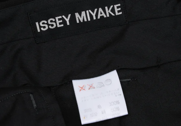 ISSEY MIYAKE MEN Wool Two Tuck Pants K-169814_012